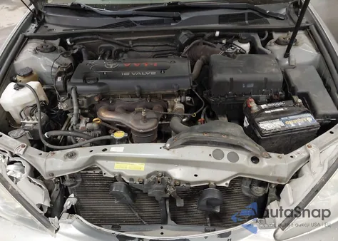 2005 Toyota Camry Le z USA, uszkodzony, nr VIN 4T1BE32K65U944553